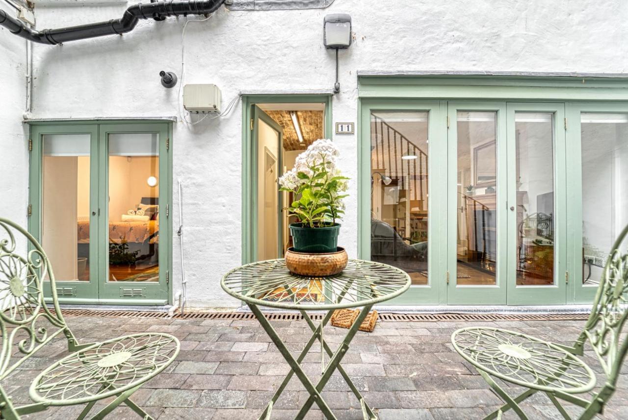 Lovely 1 Bedroom Basement Apartment Worcester Buitenkant foto